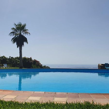 La Casa Del Burro Bed & Breakfast Нерха Екстериор снимка